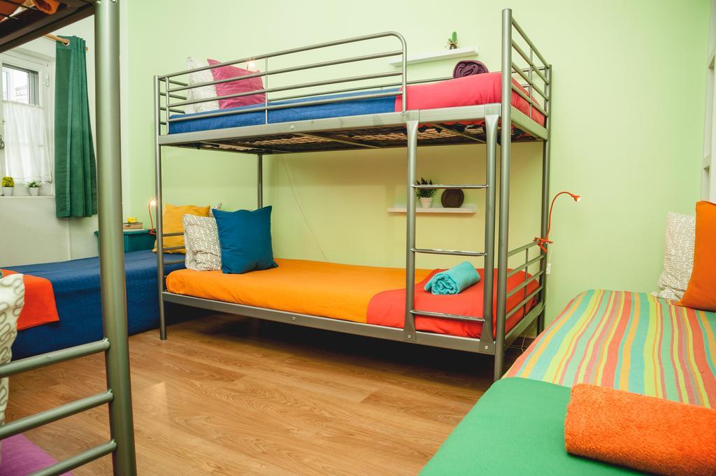 Fisherman'S House Hostel เอริเซรา ภายนอก รูปภาพ