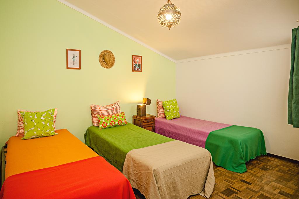 Fisherman'S House Hostel เอริเซรา ภายนอก รูปภาพ