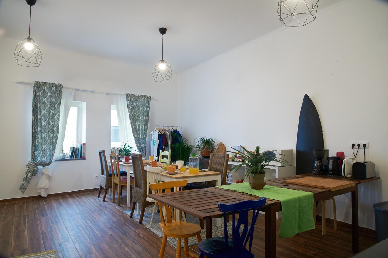 Fisherman'S House Hostel เอริเซรา ภายนอก รูปภาพ
