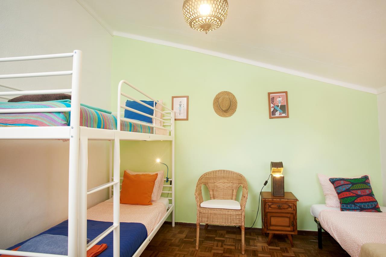 Fisherman'S House Hostel เอริเซรา ภายนอก รูปภาพ